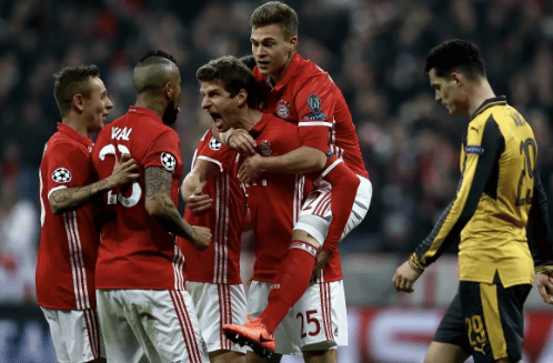 马德兴怒喷女足：主管领导给个解释，主帅不下课亚洲杯必惨败（马德兴痛批女足：相关领导须给出说明，若主帅留任亚洲杯恐惨败）