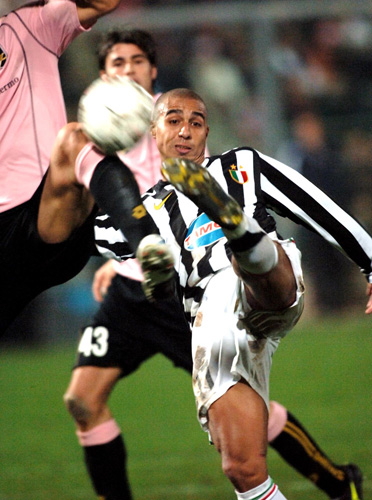 记者：河南足协杯决赛门票预约已达70%，北京只有10%（足协杯决赛门票预约率：河南已达70%，北京仅约10%）