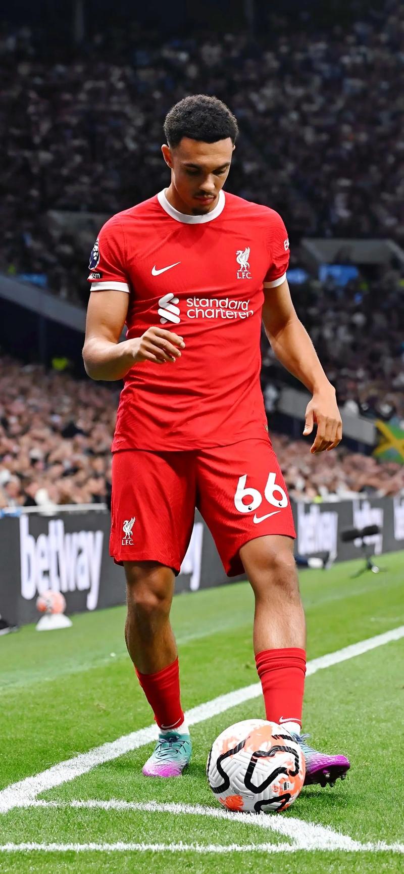 火箭哈登末节爆发连得15分（哈登末节发威为火箭连取15分）