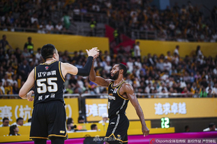 坎吉在接