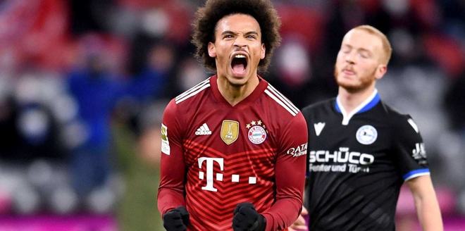 皇马内乱升级！阿隆索失控更衣室，库尔图瓦孤独发声背后的真相（皇马风波升级：阿隆索难控更衣室，库尔图瓦孤身发声背后真相）